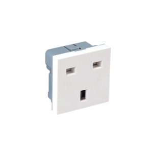 215.29  45x45 British Type Plug Socket
