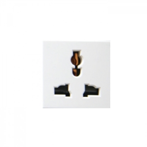 215.27  45x45 Universal Type Plug Socket